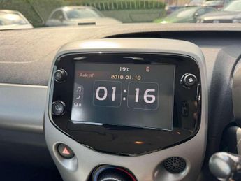 Toyota Aygo 1.0 VVT-i X-Play TSS 5dr