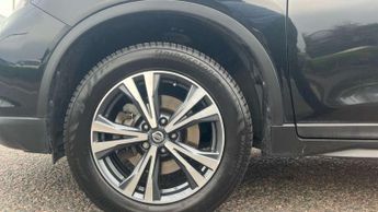 Nissan X-Trail 1.7 dCi N-Connecta 5dr CVT