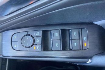 Nissan Qashqai 1.3 DiG-T MH 158 N-Connecta 5dr Xtronic