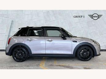 MINI Hatchback 5dr 1.5 Cooper Exclusive 5dr Auto