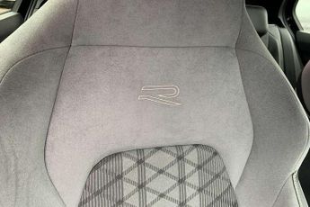 Volkswagen Golf 1.5 eTSI 150 R-Line 5dr DSG