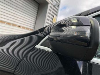 Mercedes-Benz GLA GLA 220d 4Matic AMG Line Premium Plus 5dr Auto