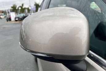 Volvo XC40 2.0 B4P Inscription 5dr Auto