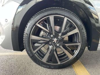 Peugeot 208 1.2 PureTech 130 GT Premium 5dr EAT8