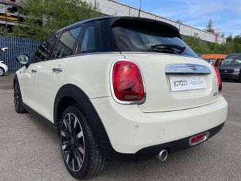 MINI Hatchback 5dr 1.5 Cooper Exclusive II 5dr Auto