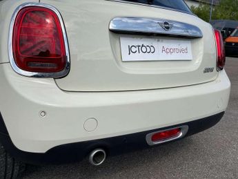 MINI Hatchback 5dr 1.5 Cooper Exclusive II 5dr Auto