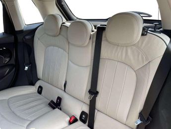 MINI Hatchback 5dr 1.5 Cooper Exclusive II 5dr Auto