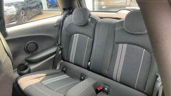 MINI Hatchback 1.5 Cooper Sport Premium 3dr Auto