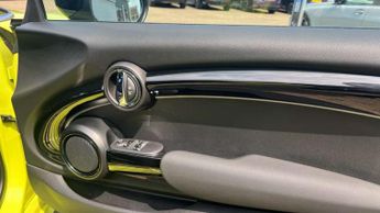 MINI Hatchback 1.5 Cooper Sport Premium 3dr Auto