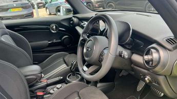 MINI Hatchback 1.5 Cooper Sport Premium 3dr Auto
