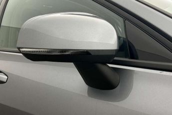 Volvo V60 2.0 B3P Momentum 5dr Auto