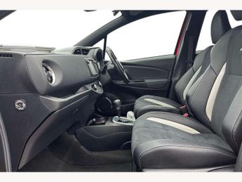 Toyota Yaris 1.5 Hybrid GR-Sport 5dr CVT