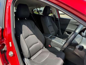 Mazda 3 2.0 Sport Nav 5dr