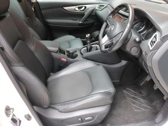 Nissan Qashqai 1.3 DiG-T Tekna 5dr