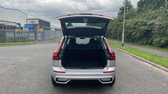 Volvo XC60 2.0 B4D Plus Dark 5dr AWD Geartronic