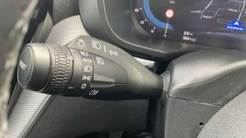 Volvo XC60 2.0 B4D Plus Dark 5dr AWD Geartronic
