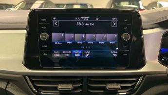 Volkswagen T-Roc 1.0 TSI Life 5dr