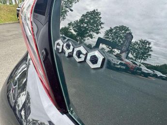 Toyota Aygo 1.0 VVT-i X-Play TSS 5dr x-shift