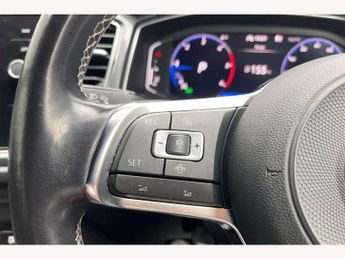Volkswagen T-Roc 2.0 TDI R-Line 5dr DSG