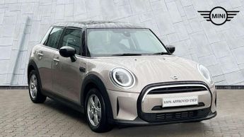 MINI Hatch 1.5 Cooper Classic 5dr Auto [Comfort/Nav Pack]