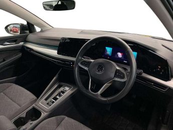 Volkswagen Golf 1.5 eTSI 150 Life 5dr DSG