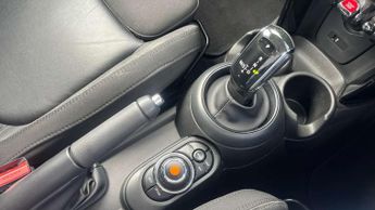 MINI Hatchback 5dr 1.5 Cooper D II 5dr Step Auto