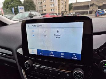 Ford Fiesta 1.0 EcoBoost Hybrid mHEV 125 Titanium 5dr Auto