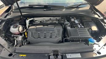 Volkswagen Tiguan 2.0 TSi 180 4Motion R-Line 5dr DSG