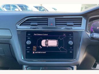 Volkswagen Tiguan 2.0 TDI 4Motion R-Line 5dr DSG