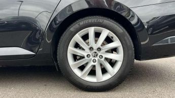 Skoda Superb Estate 2.0 TDI CR SE 5dr DSG