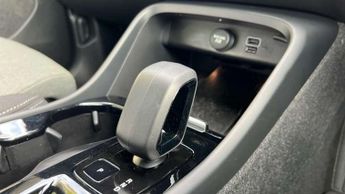 Volvo XC40 Recharge 1.5 T4 Recharge PHEV Plus Dark 5dr Auto