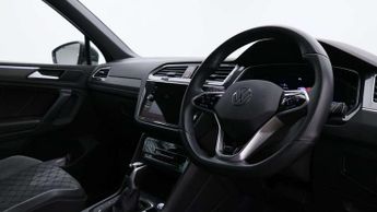 Volkswagen Tiguan 2.0 TDI R-Line 5dr DSG