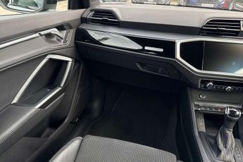 Audi Q3 35 TFSI Black Edition 5dr S Tronic