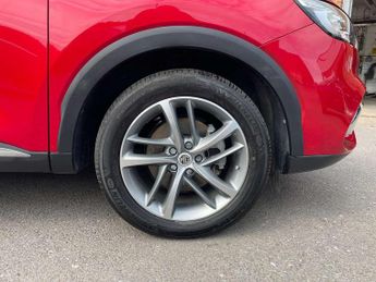 MG HS 1.5 T-GDI PHEV Exclusive 5dr Auto