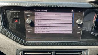 Volkswagen Polo 1.0 TSI Life 5dr