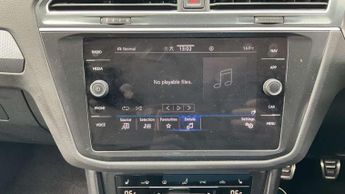 Volkswagen Tiguan 1.5 TSI Active 5dr