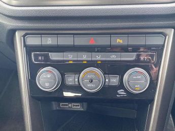 Volkswagen T-Roc 2.0 TDI SE 5dr