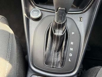 Ford Puma 1.0 EcoBoost Hybrid mHEV Titanium Design 5dr DCT
