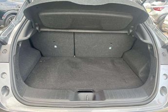 Nissan Juke 1.6 Hybrid N-Connecta 5dr Auto