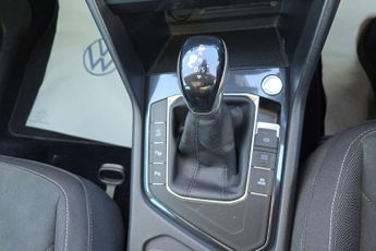Volkswagen Tiguan 2.0 TDI Elegance 5dr DSG