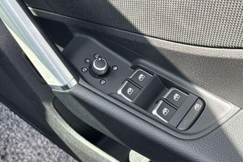 Audi Q2 35 TFSI S Line 5dr S Tronic