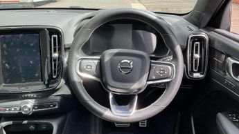 Volvo XC40 Recharge 1.5 T5 Recharge PHEV R DESIGN 5dr Auto