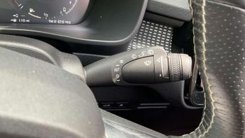 Volvo XC40 Recharge 1.5 T5 Recharge PHEV R DESIGN 5dr Auto