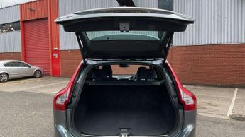 Volvo XC60 D5 [220] R DESIGN Lux Nav 5dr AWD
