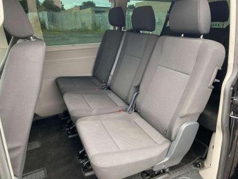 Volkswagen Transporter Shuttle 2.0 TDI BMT 102PS S Minibus