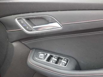 MG HS 1.5 T-GDI SE 5dr DCT