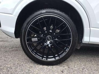 Audi Q2 35 TFSI Black Edition 5dr S Tronic