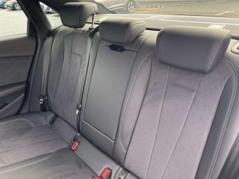 Audi A4 35 TDI S Line 4dr S Tronic