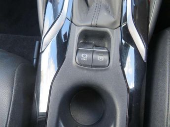 Toyota Corolla 1.8 VVT-i Hybrid Excel 5dr CVT