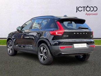 Volvo XC40 2.0 B3P Plus Dark 5dr Auto